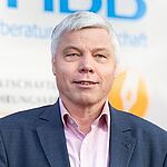 Dr. Asmus Petersen